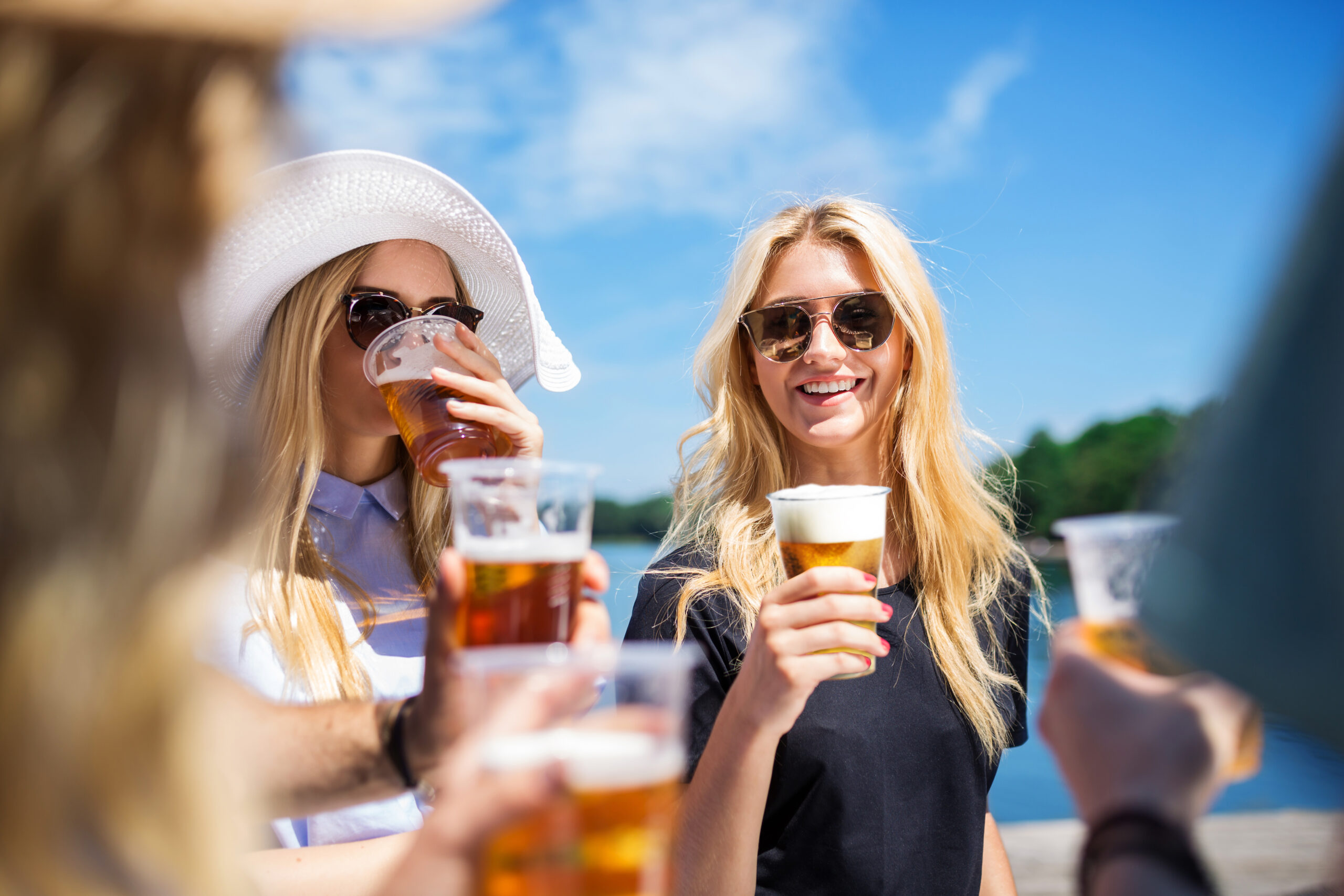 Happy,Girl,With,Friends